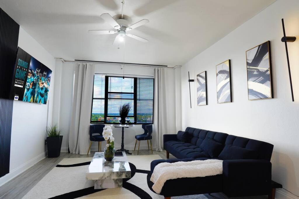 Luxury Skyrise Condo Downtown Jax جاكسونفيل المظهر الخارجي الصورة