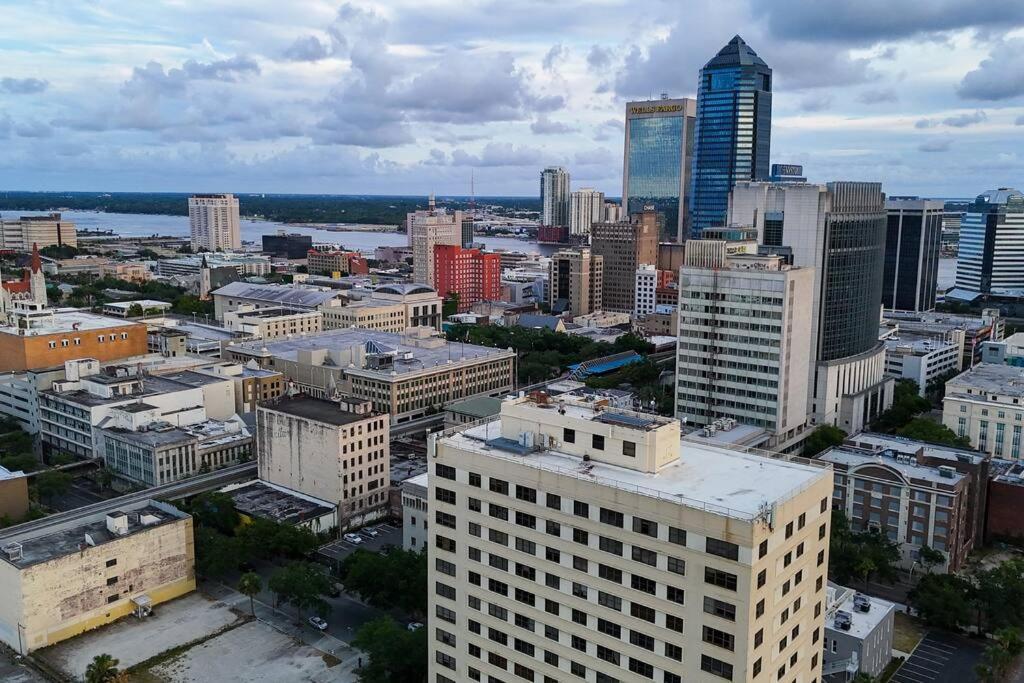 Luxury Skyrise Condo Downtown Jax جاكسونفيل المظهر الخارجي الصورة
